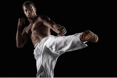 14代旗舰i14900K首次跑分：残血 还不如13900K